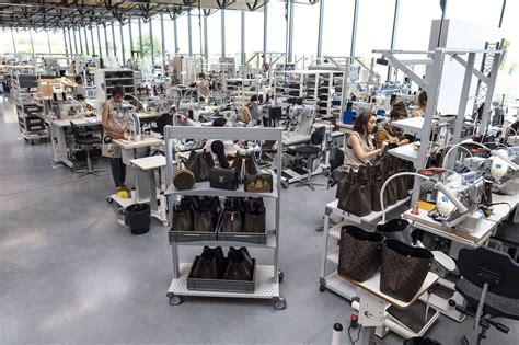 louis vuitton manufacturing locations|where are louis vuitton factories.